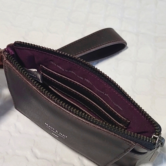 Matt & Nat Brown Vegan Leather Wristlet Wallet - Picture 4 of 9